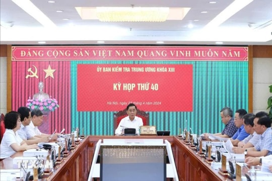 Chống tham nhũng là kiên quyết cắt bỏ những "cành cây sâu mọt"