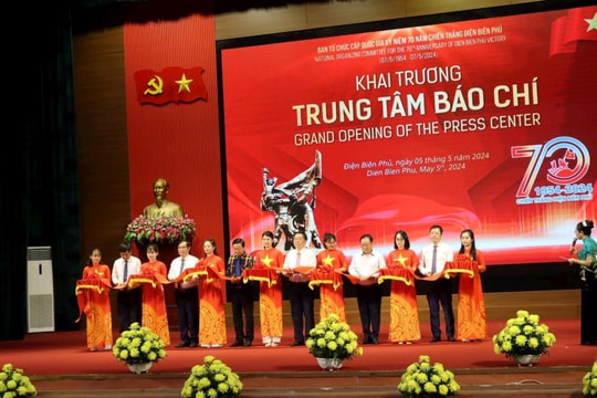 Khai trương Trung tâm báo chí phục vụ Lễ Kỷ niệm 70 năm Chiến thắng Điện Biên Phủ