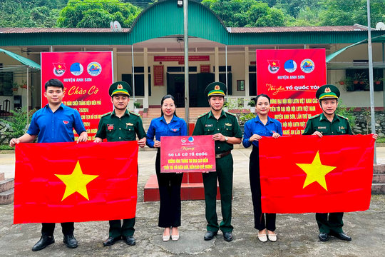 Nghệ An: Tuổi trẻ với nhiều hoạt động hướng về biên giới