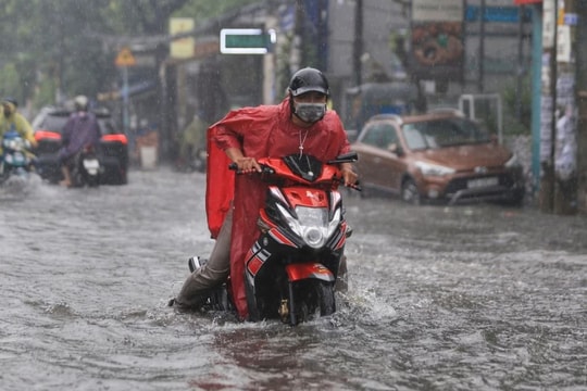 Thời tiết ngày 14/12: Bắc Trung Bộ vừa mưa, vừa rét