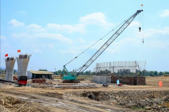 Tập trung xử lý dứt điểm giải phóng mặt bằng dự án cao tốc trọng điểm