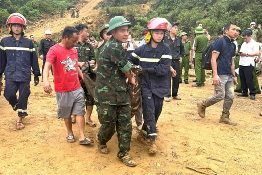 Sạt lở đất tại Hà Tĩnh làm 7 người thương vong, Thủ tướng ra công điện