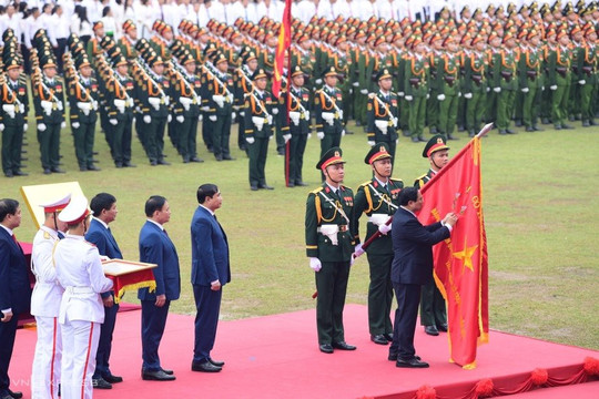 Trang trọng chào mừng Lễ kỷ niệm 70 năm Chiến thắng lịch sử Điện Biên Phủ