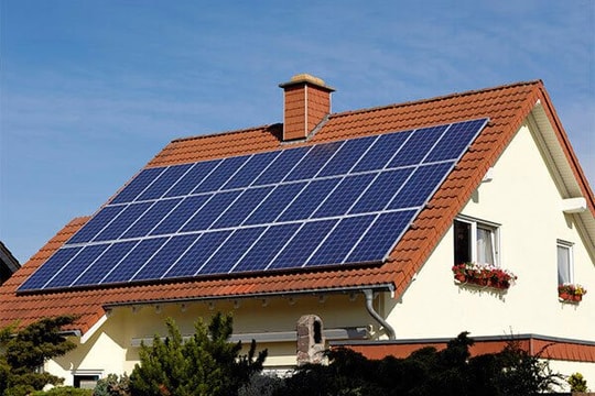 Điện mặt trời mái nhà: Khuyến khích bán nhưng có điều kiện