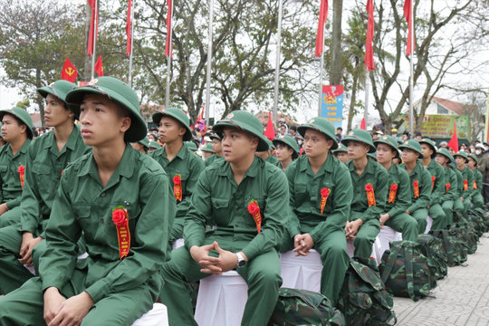 Bị loạn thị có tham gia nghĩa vụ quân sự được không?