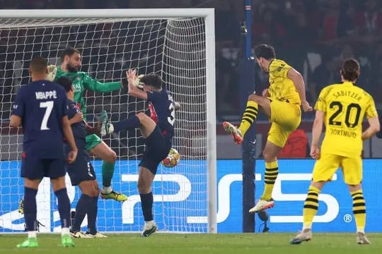 Dortmund đánh bại PSG để vào chung kết Champions League