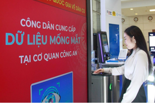 Từ 1/7/2024: Người dân làm thẻ căn cước sẽ được lấy dữ liệu sinh trắc học mống mắt