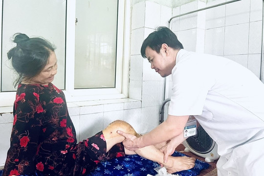 Thay khớp gối nhân tạo “cứu cánh” cho các bệnh nhân gặp vấn đề về khớp