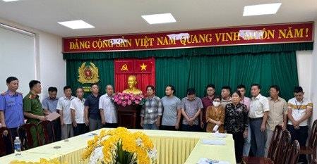 Buôn lậu hơn 200 triệu lít xăng từ Singapore