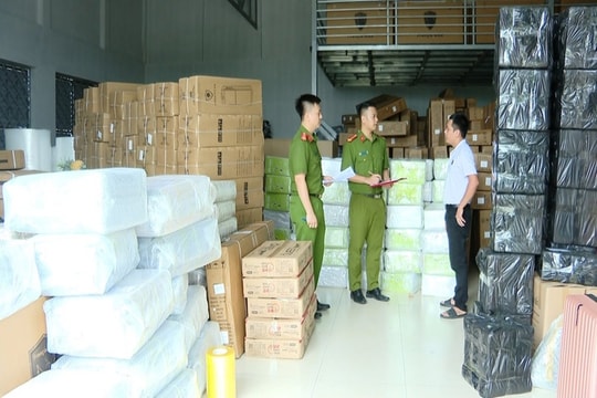 Bắt giữ lô hàng gia dụng trị giá 2 tỷ đồng không có hóa đơn