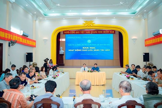 Lễ khai mạc giao lưu, sáng tác ảnh tại Thừa Thiên Huế