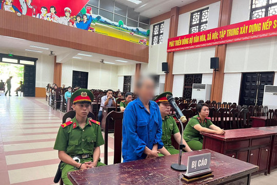Bản án nghiêm khắc cho đối tượng gây rối phiên tòa