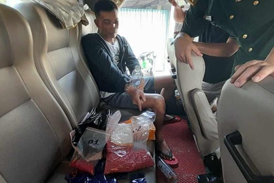 Triệt phá đường dây mua bán, vận chuyển ma túy từ biên giới về nội địa
