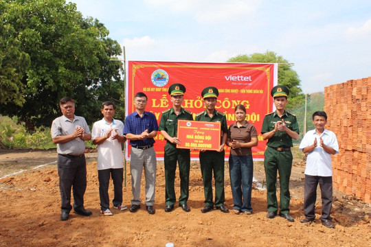 Đắk Lắk: Xây dựng 'Nhà đồng đội' tặng gia đình quân nhân có hoàn cảnh khó khăn