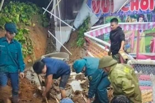Nguyên nhân ban đầu vụ sập tường khiến 3 trẻ nhỏ tử vong ở Hà Nội