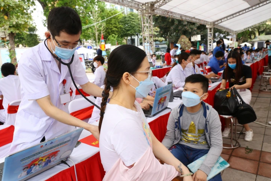 Khám bệnh tình nguyện vì sức khỏe cộng đồng năm 2024 - hành trình lớn nhất từ trước đến nay