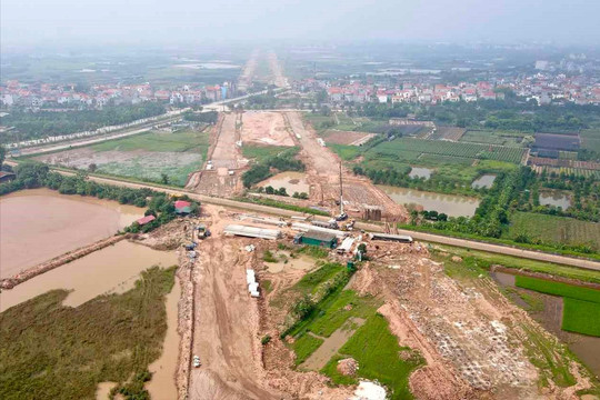 Đẩy nhanh tiến độ triển khai các công trình trọng điểm của TP Hà Nội