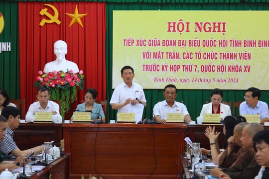 Bộ trưởng Bộ Tài chính Hồ Đức Phớc tiếp xúc cử tri tại tỉnh Bình Định