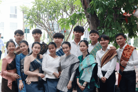 Bộ Giáo dục và Đào tạo tuyển 60 suất học bổng du học tại Lào