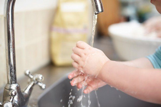 Đề xuất cách kiểm tra, giám sát chặt chất lượng nước sạch sinh hoạt