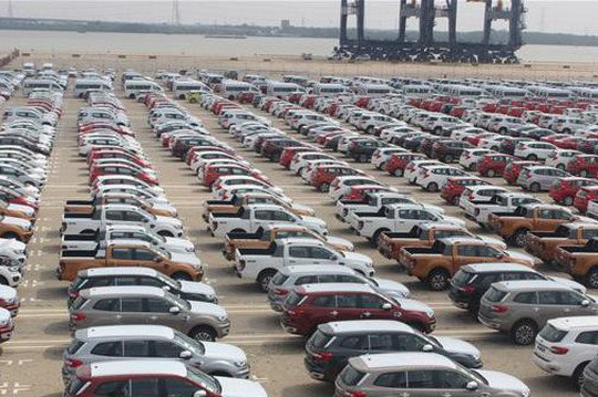 4 tháng đầu năm, Việt Nam chi 1 tỷ USD nhập khẩu ô tô