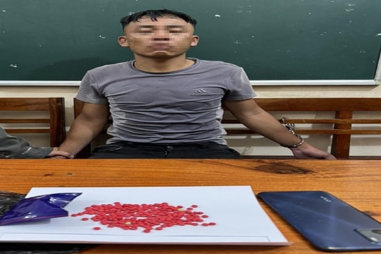 Bắt đối tượng mua bán ma túy, tấn công lực lượng công an
