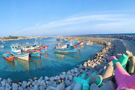 Đảo Phú Quý sẽ có kè chống xâm thực, bảo vệ bờ biển phía Bắc