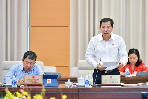 UBTVQH cho ý kiến về công tác thực hành tiết kiệm, chống lãng phí