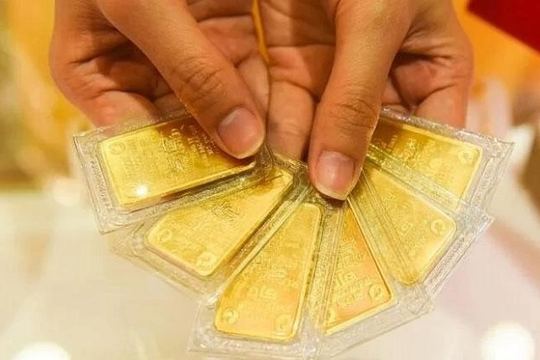 Giá vàng SJC tiếp tục tăng đến 800.000 đồng/lượng