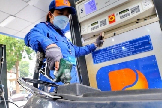 Giá xăng về sát 22.000đ/l từ 15h chiều nay