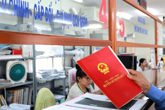 Luật Đất đai 2024 có hiệu lực, những trường hợp nào sẽ bị thu hồi sổ đỏ?