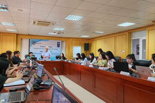 Khai giảng khoá bồi dưỡng “Kỹ năng đưa tin về nhóm dễ bị tổn thương”