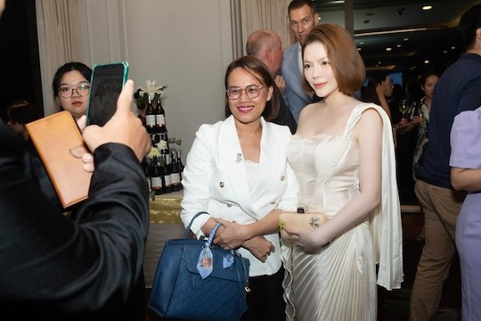 Lý Nhã Kỳ là khách mời VIP tại sự kiện ngoại giao