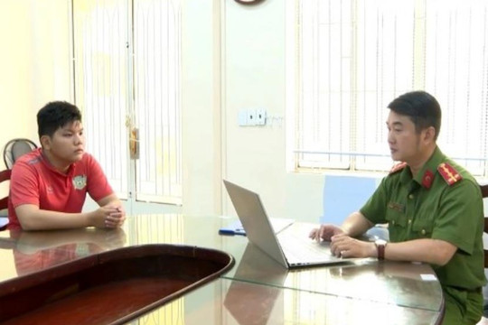 "Hình sự" dỏm chặn người đi đường cưỡng đoạt tài sản