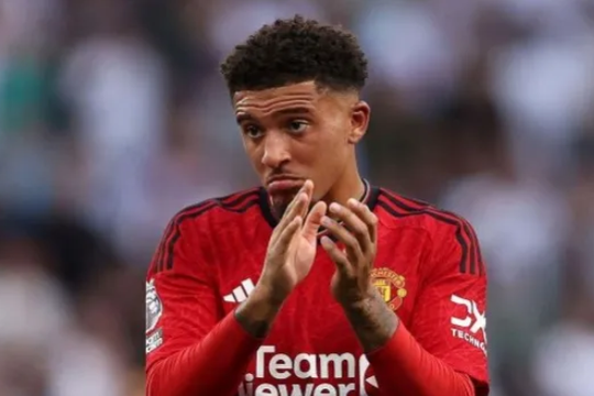 Man United chốt giá bán Jadon Sancho gây sốc