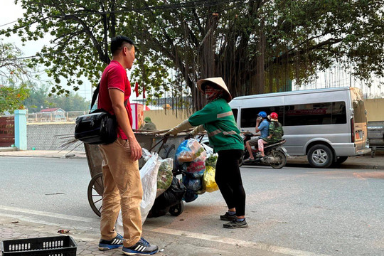 Những người làm sạch 'chiến trường'