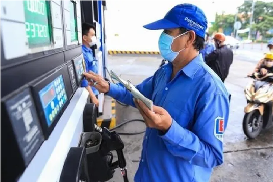 Quỹ bình ổn giá xăng dầu sẽ do Nhà nước quản lý