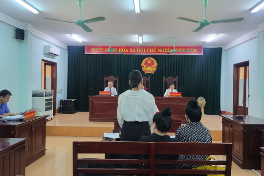 Livestream làm nhục người khác để đòi nợ