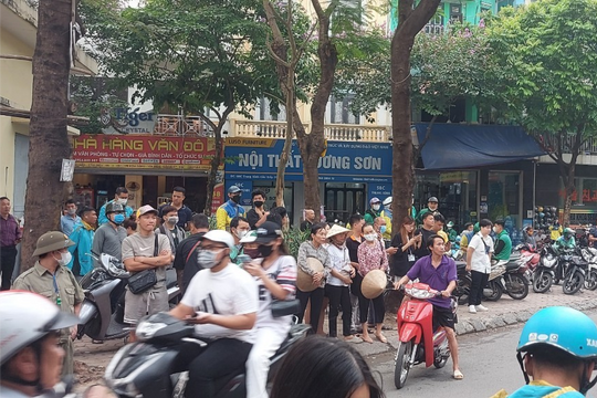 Hiện trường vụ cháy khiến nhiều người tử vong tại Trung Kính, Cầu Giấy