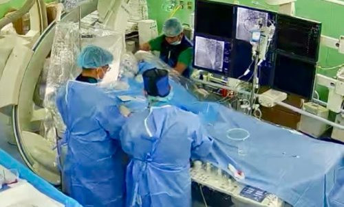 Điều trị kịp thời 5 ca thông liên nhĩ lỗ thứ phát kích thước lớn