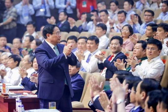 Thủ tướng: Quy hoạch mở ra tầm nhìn và không gian phát triển mới cho Ninh Bình
