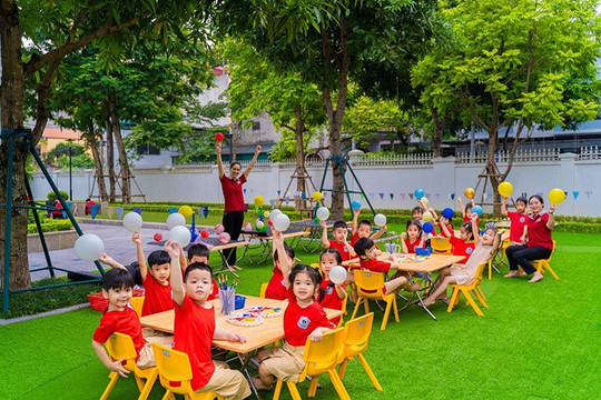 Trẻ 5 tuổi công lập được miễn học phí