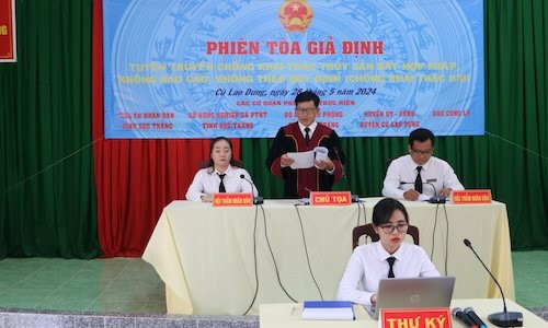 Tuyên truyền chống khai thác IUU qua phiên tòa giả định