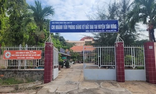 Tân Hưng (Long An): Chi nhánh Văn phòng ĐKĐĐ tiếp tay tẩu tán tài sản thi hành án?