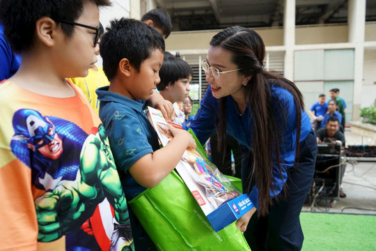 Bí thư Trung ương Đoàn ra quân tình nguyện hè cùng tuổi trẻ TP.HCM