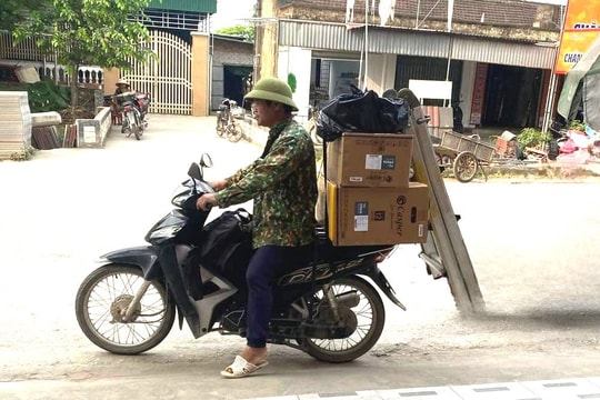 Nắng nóng gay gắt, điều hòa, quạt hơi nước 'cháy hàng'