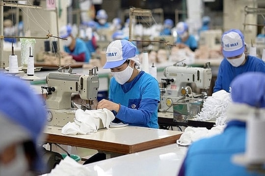 Những khó khăn của doanh nghiệp dệt may 6 tháng cuối năm