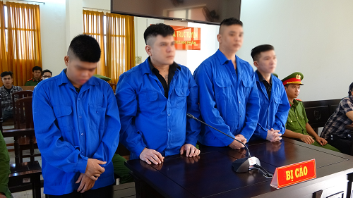 Chém người khác suýt mất mạng vì vợ bán tôm “ế”