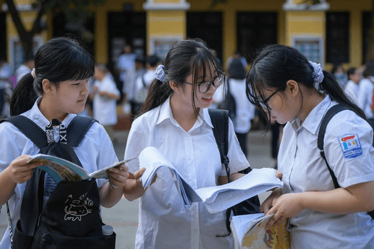 Gần 490 thí sinh bỏ thi môn Ngữ văn vào lớp 10 Hà Nội