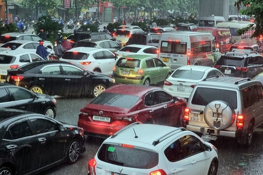 Thời tiết từ ngày 1/7 - 7/7: Rãnh áp thấp gây mưa rào và dông, vùng núi đề phòng lũ quét